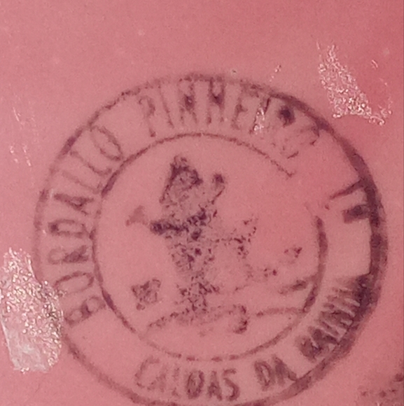 Bordallo Pinheiro Pink Set of Two Floral Plates 8 inches . Made in Portugal - Picture 6 of 6